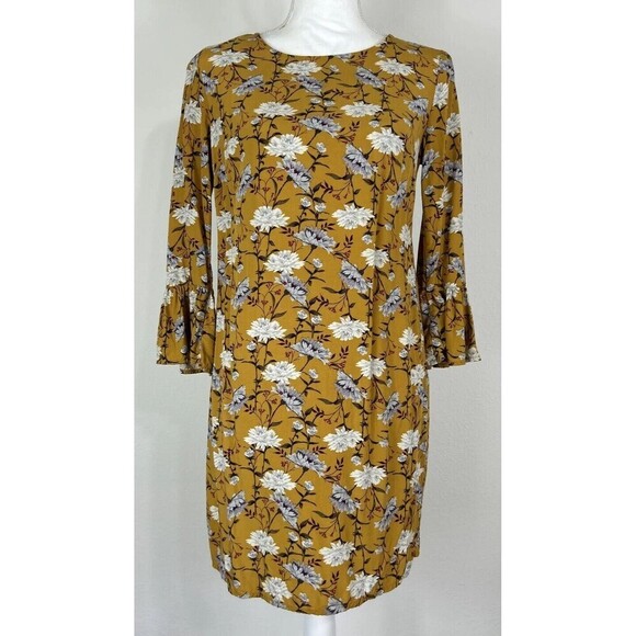 Old Navy Dresses & Skirts - Old Navy Gold Floral Mini Shift Dress Size XS (0/2)